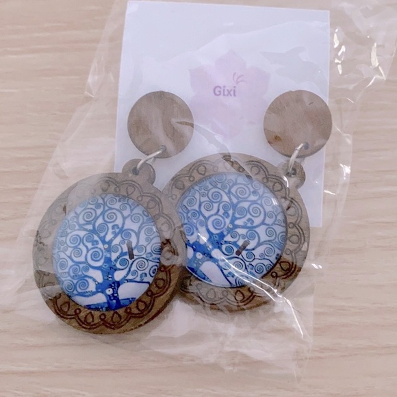 Tree of life wooden blue earrings - Picture 3 of 5